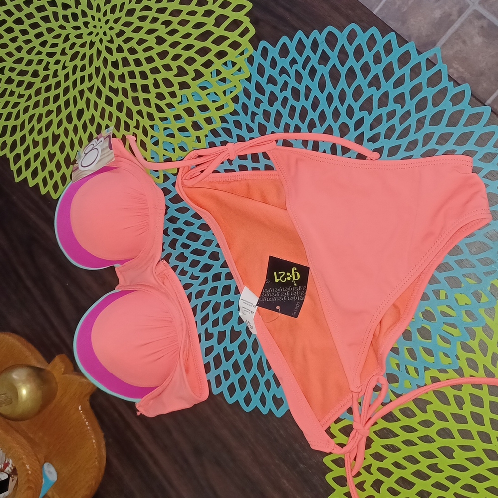 Bathing Suit 2 Piece  peach small o.p bathing suit